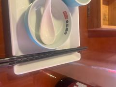 -魏铭鱼头捞饭(晋阳路店)