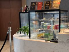 -筠咖啡西餐厅(上海国展宝龙丽筠酒店)