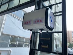 -上海宝宁宝马4S店