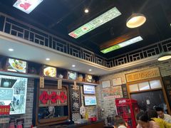 -黑白电视长沙小吃(美林M·LIVE天地东座店)