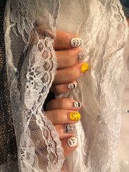 -Seven Nail七姑娘の美甲店