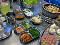 -哈哈碳都·牛肋条无限自助烤肉(台江万达店)