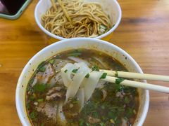 生烫牛肉粉-王记生烫牛杂面馆(兰陵路店)