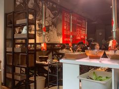 大堂-么肆烤肉·中式自助·烤肉大排档(街道口季佳PAI店)