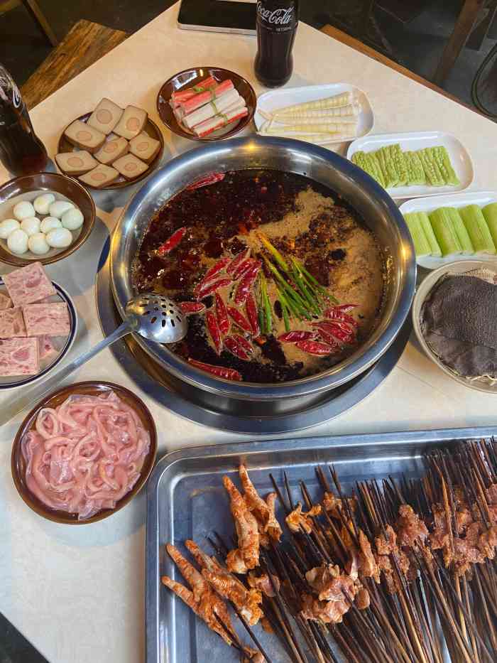 口口香串串-"难得休假,和朋友一拍即合想吃串串果断选.