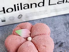 -好利来(上海虹桥新天地Lab主题店)