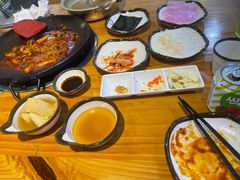 -红辣椒八爪鱼特色韩国料理专门店(远景路旗舰店)