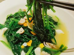 上汤菠菜-维园悦谱·海派家常菜(乌鲁木齐南路店)