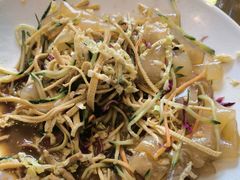 -赶海部落海鲜城(海阳路店)