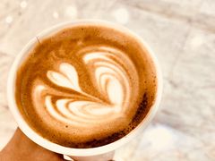拿鐵-Manner Coffee(芮欧百货店)