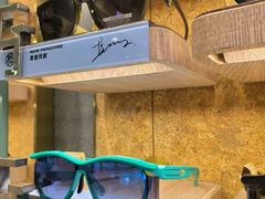 -MUJOSH木九十眼镜(月星环球港B1店)