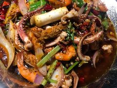 -休记光头香辣蟹干锅店(衣冠庙店)