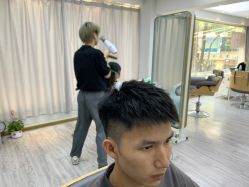 点击看大图 -辛格·潮沙龙