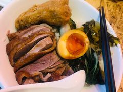 金奖卤鹅肉饭-陈鹏鹏潮汕菜(宝安机场T3航站楼店)