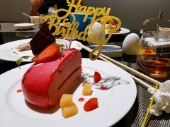 -广州万富希尔顿酒店·感趣自助餐厅·金秋蟹宴生蚝海鲜刺身烧烤