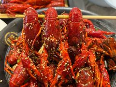 -肥肥虾庄·金牌油焖大虾(汉街SKP店)