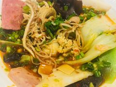 -成都你六姐·牛肉冒菜(城市集市合生汇店)