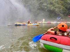-仙人谷漂流景区