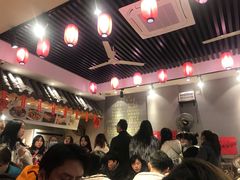-爆炸头阿姨小四川正宗川味小吃(无任何分店)