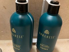 -深圳富苑皇冠假日套房酒店