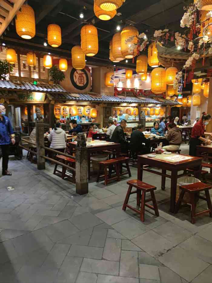 长安大牌档之龙头酒肆(印象城购物中心店)-"有点吵,这道正常的老陕菜