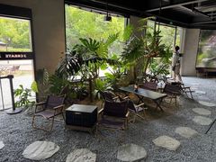 -J Create城市露营咖啡·简餐·宠物(上海动物园店)