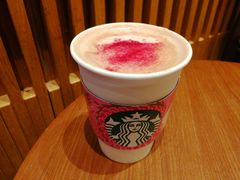 重瓣玫瑰馥芮白-星巴克(北京通州新光大中心店)