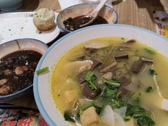 鸭血粉丝汤-小杨生煎(白玉兰广场店)