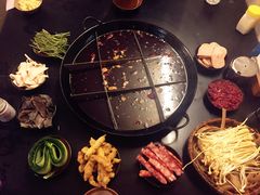 -岗上渣渣老火锅(两路口店)