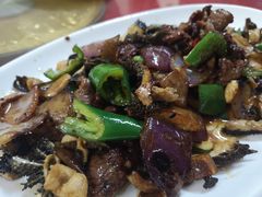 辣椒牛三件-雅丽餐厅