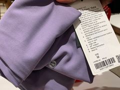 -lululemon(上海浦东IFC店)