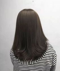 -镁连社·美联社