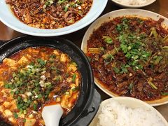 -杨三孃跷脚牛肉(玉双路店)