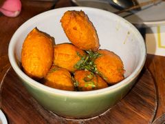 -三亚艾迪逊酒店·海滩烧烤 BARBACOA·现场乐队·浪漫晚餐·烧烤海鲜