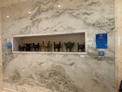 -郑庄脂渣海鲜楼(九水路店)