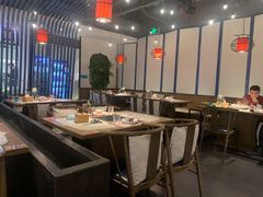 大堂-尚尚仙·酸汤猪手·猪肚鸡火锅(华联万柳购物中心店)