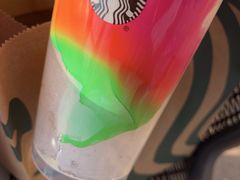 -星巴克臻选(上海长风大悦城店)