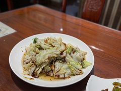 酱爆洋白菜-恩宏德餐馆(平山道店)