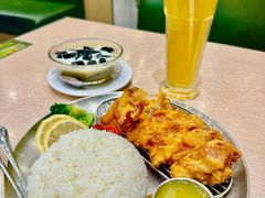 -佰搭果·广式茶餐厅(西华路店)