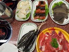 -四囍码头海鲜烧烤自助火锅(外滩南京东路悦荟广场店)