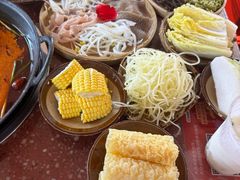 -赵美丽·重庆社区火锅·直营店(火车东站·中豪国际店)