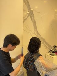 -蓝调造型·烫发·染发