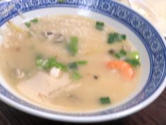 -亚忠小吃店(曾厝垵店)