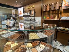 -Laderach 莱德拉(上海环贸iapm店)