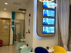 -维乐口腔(美维云门诊陆家嘴店)