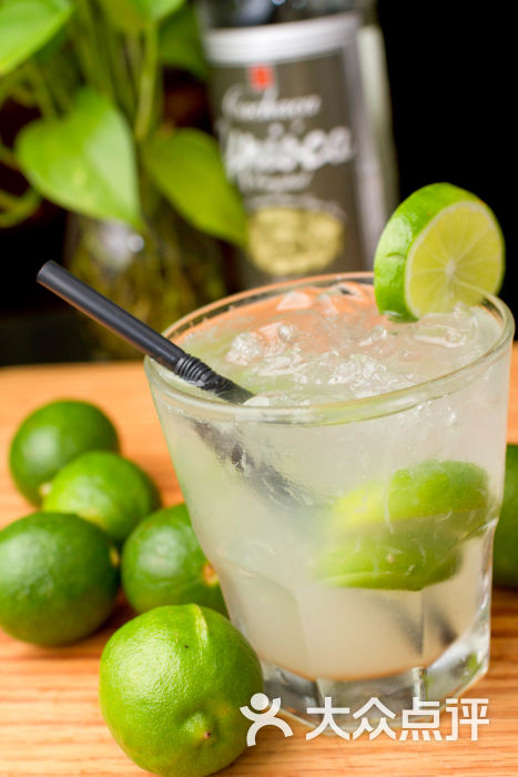 巴西柠檬鸡尾酒
