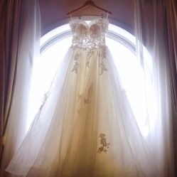 点击看大图 婚纱-HANSA韩纱婚纱礼服·龙凤褂·西装设计师集合店