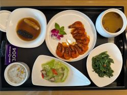-爱陪伴尊享月子中心(国际店)