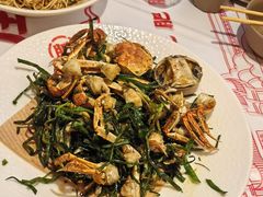 -肥肥虾庄·金牌油焖大虾(汉口城市广场店)