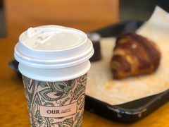 拿铁咖啡-OUR Bakery(三里屯太古里店)